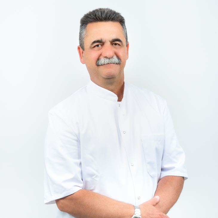 Hernando Giordanelli, Praktijkeigenaar